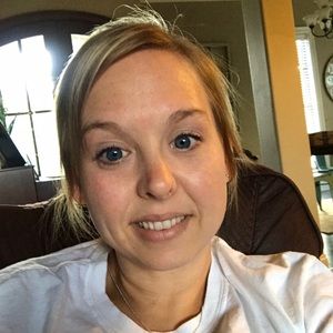 Meet your Posher, Sandi